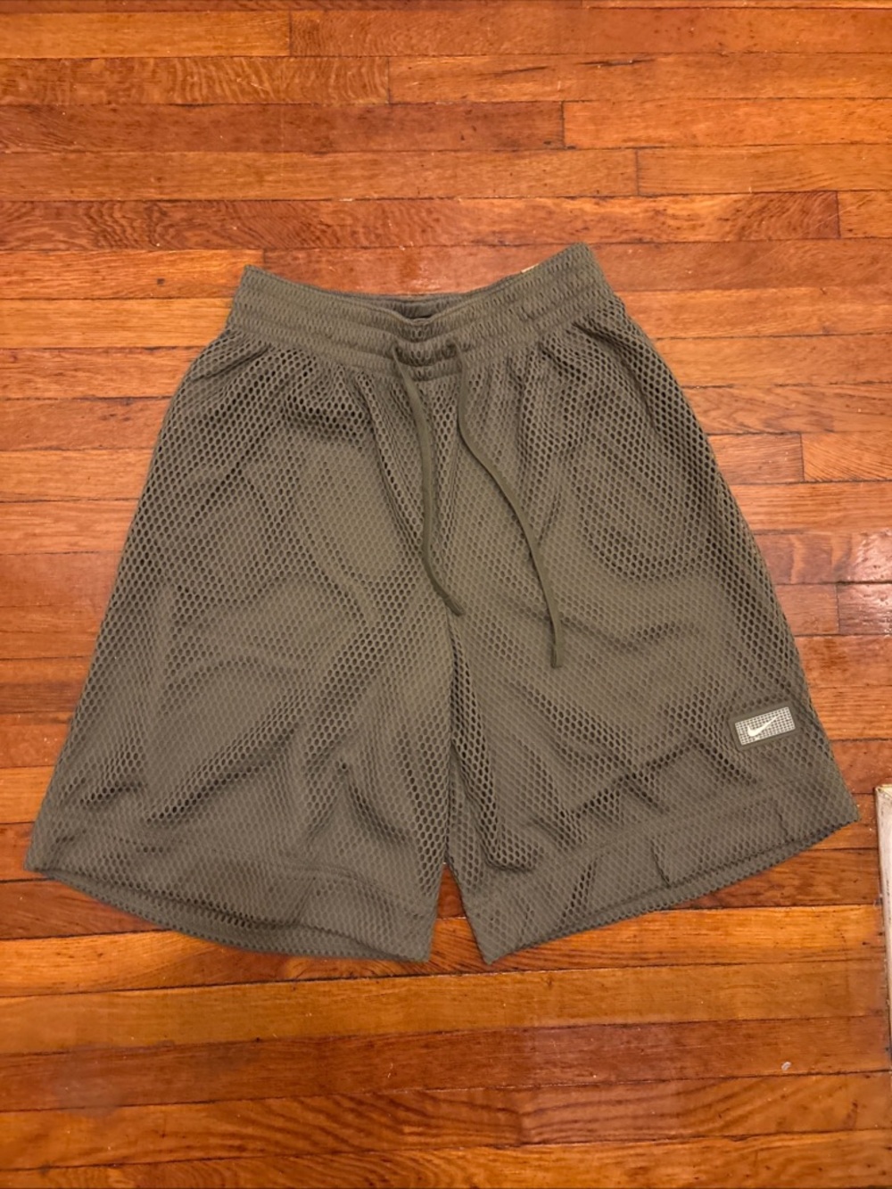 Nike Men’s Devin Booker Olive Green Mesh Athletic Shorts Tall size Large